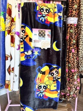 Cartoon Network Powerpuff Girls Black Yellow Blue Plush Throw Blanket